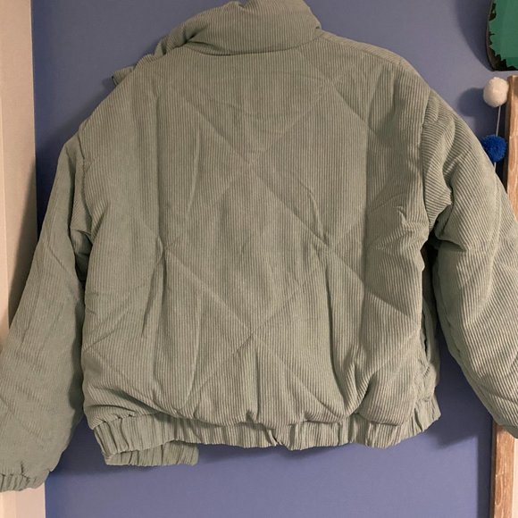 NWT Corduroy Puffer Jacket - Picture 3 of 3